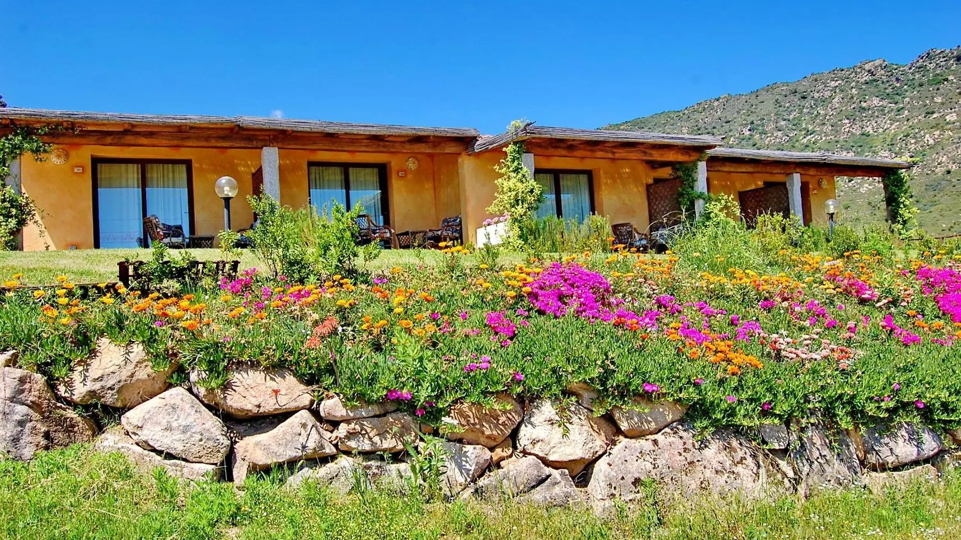 Li Teggi Turismo Rurale San Teodoro  Bed and breakfast San Teodoro (Sardinia)